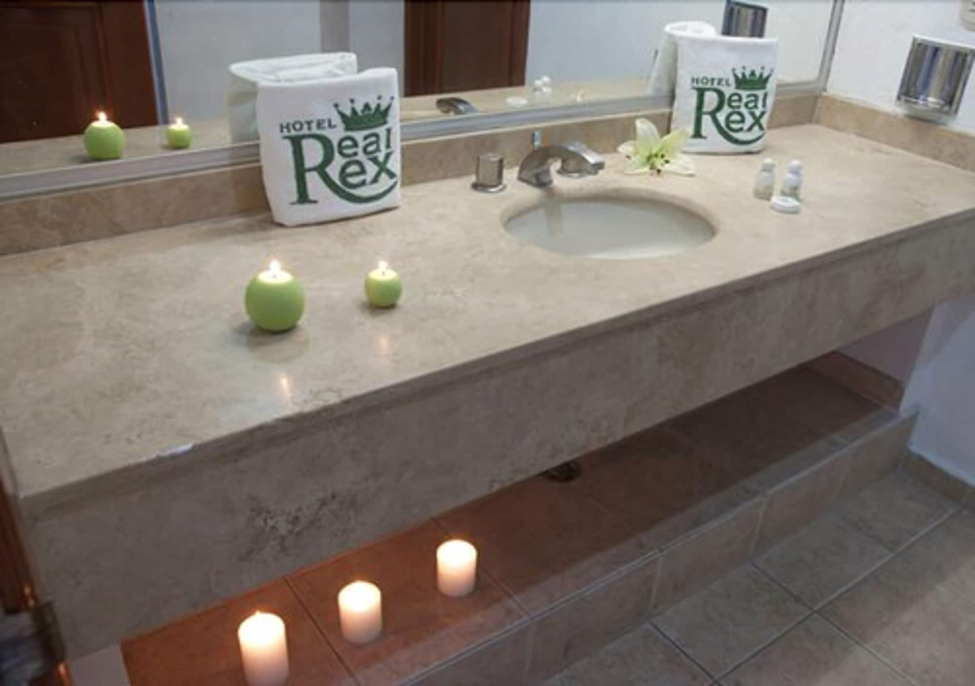 לאון Hotel Real Rex מראה חיצוני תמונה