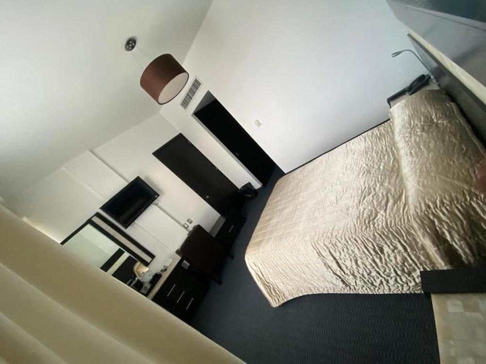 לאון Hotel Real Rex מראה חיצוני תמונה